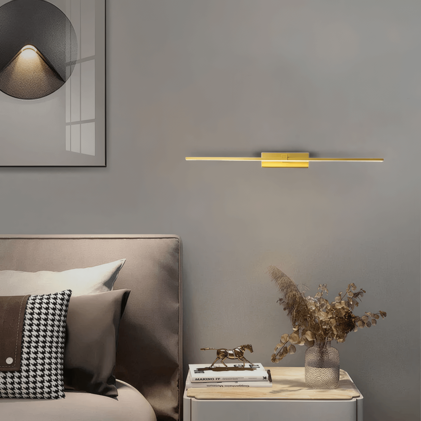 Modern Gold Wall Lamp Metal Acrylic Linear Living Room