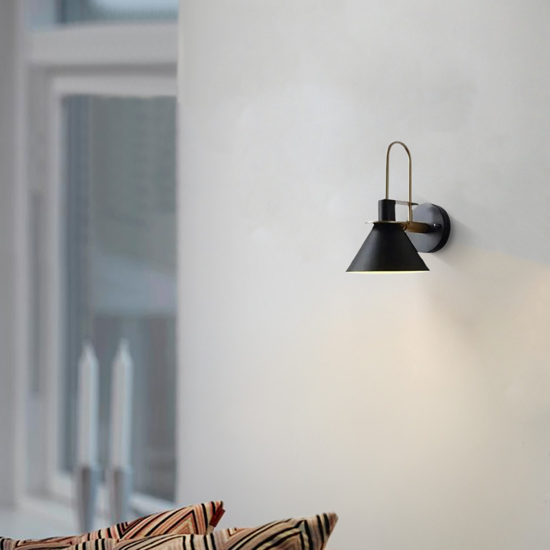 Nordic Wall Lamp Metal Wall Lamp Black Living Room/Bedroom